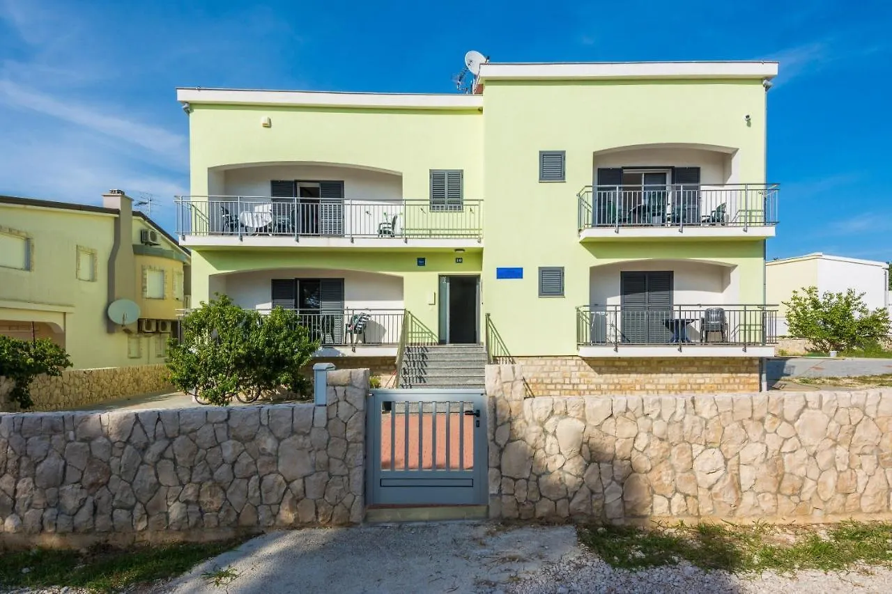 Apartment Silverstar Vir