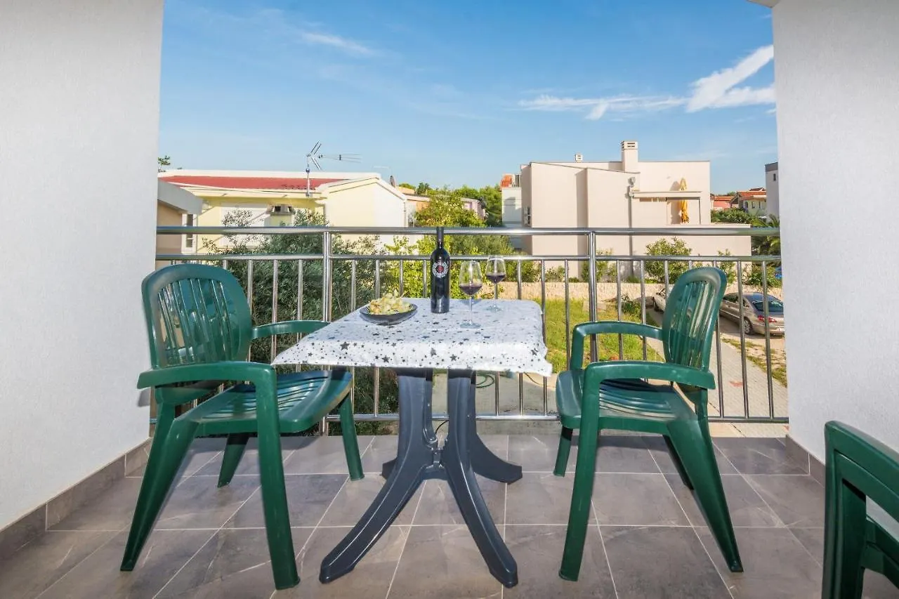 Apartment Silverstar Vir 0*,  Kroatien