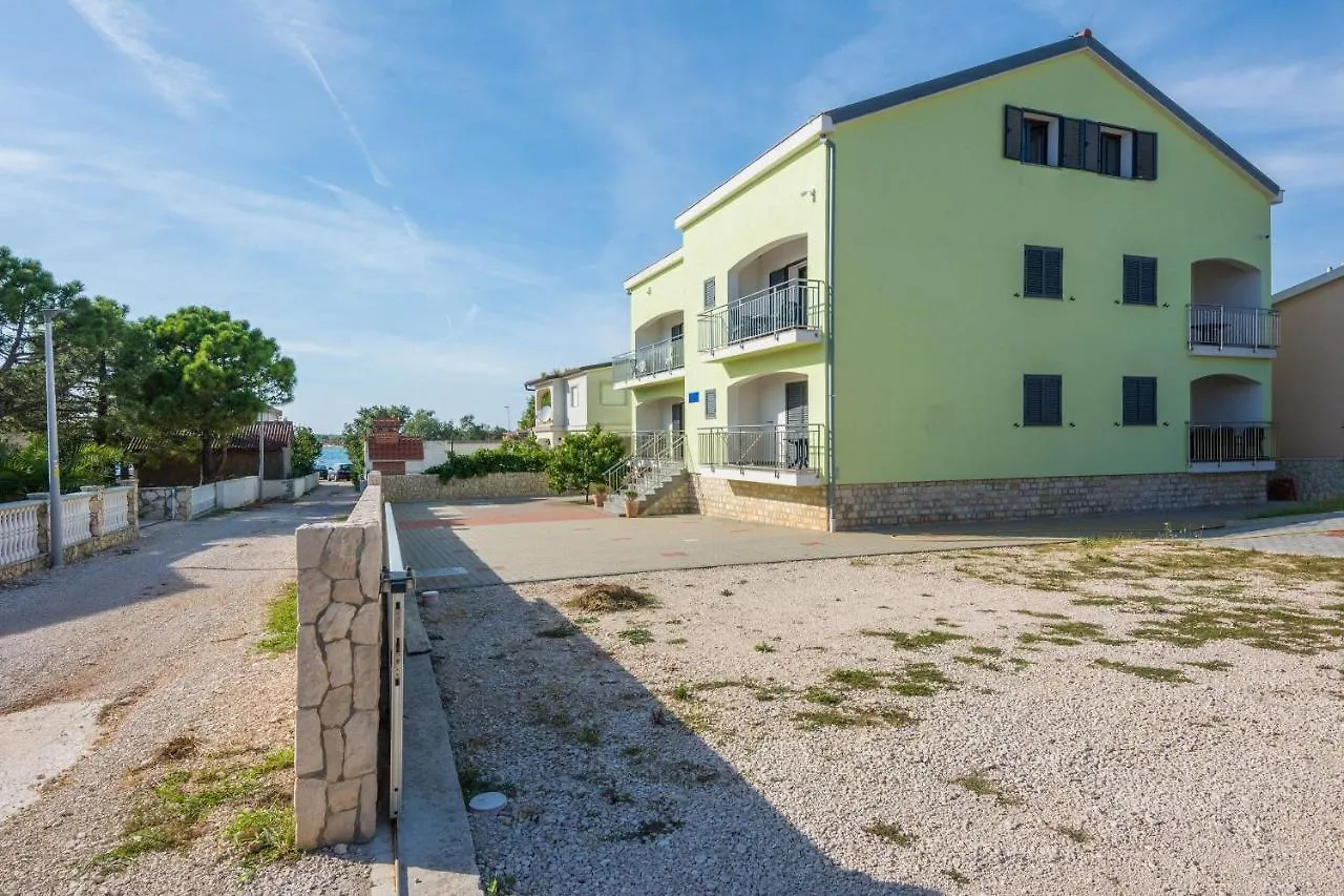 Apartment Silverstar Vir