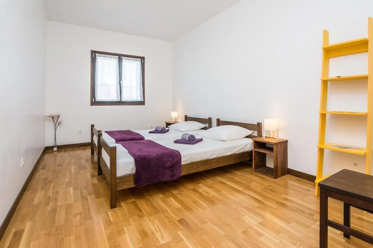 Apartment Silverstar Vir