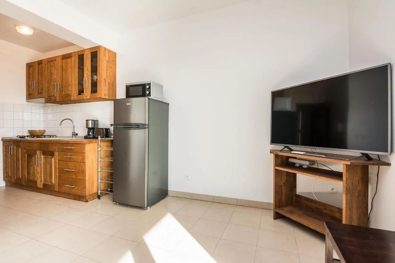 Apartment Silverstar Vir 0*,