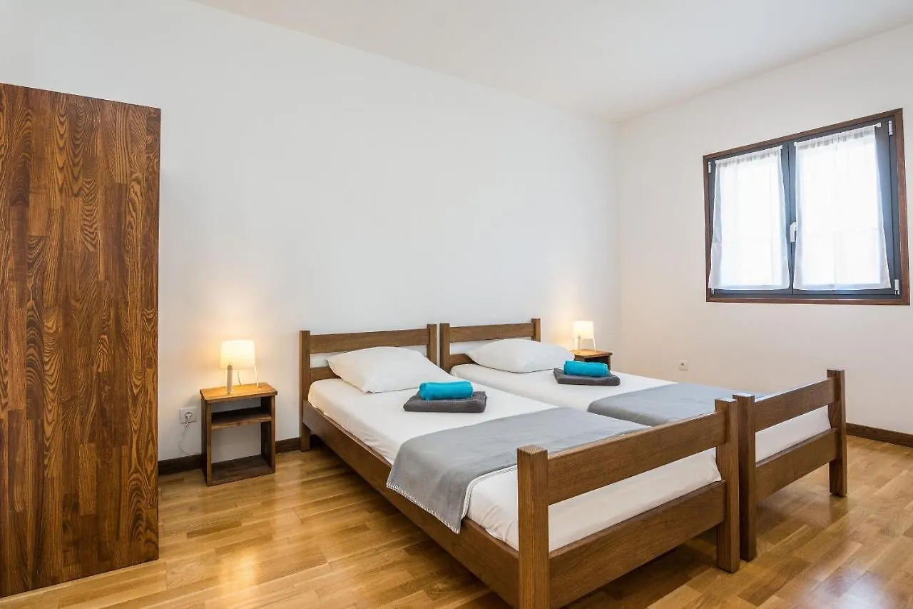 Apartment Silverstar Vir